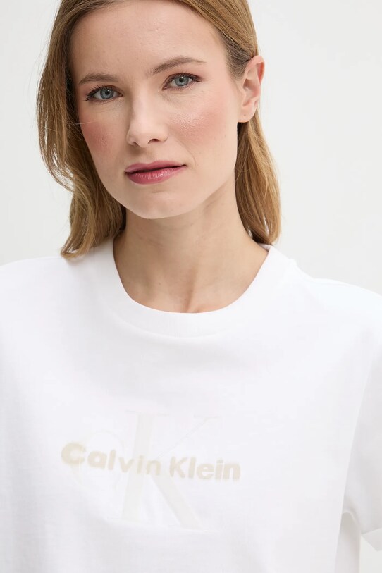 Дрехи Памучна тениска Calvin Klein Jeans LV047AB814 бял