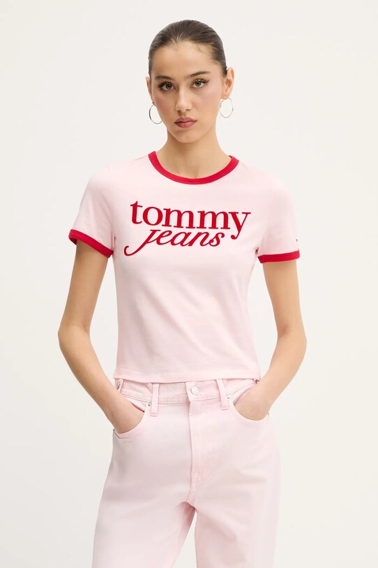 Памучна тениска Tommy Jeans вталена розов DW0DW20631