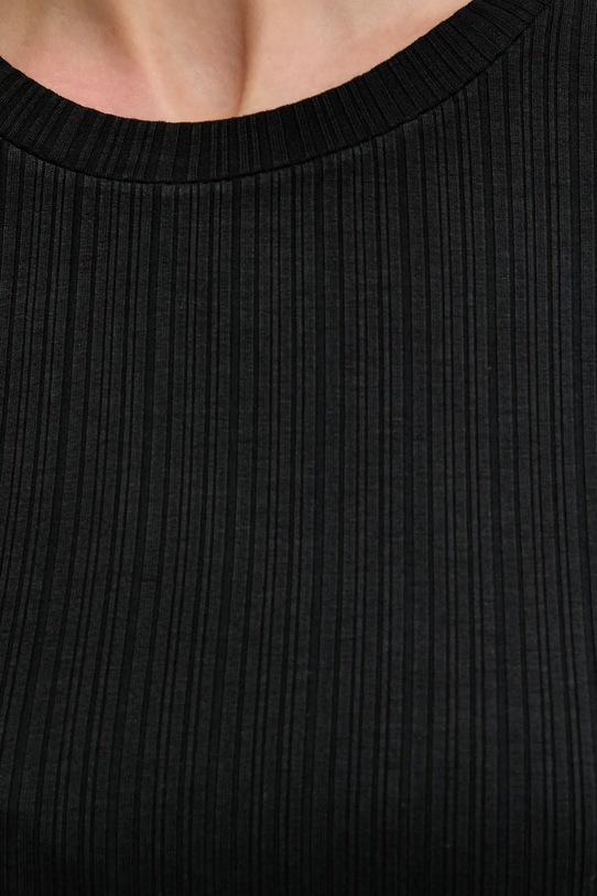 Sisley tricou negru 37UCL107I