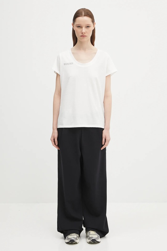 Памучна тениска Pangaia Lightweight Scoop Neck T-Shirt 10002565 бял