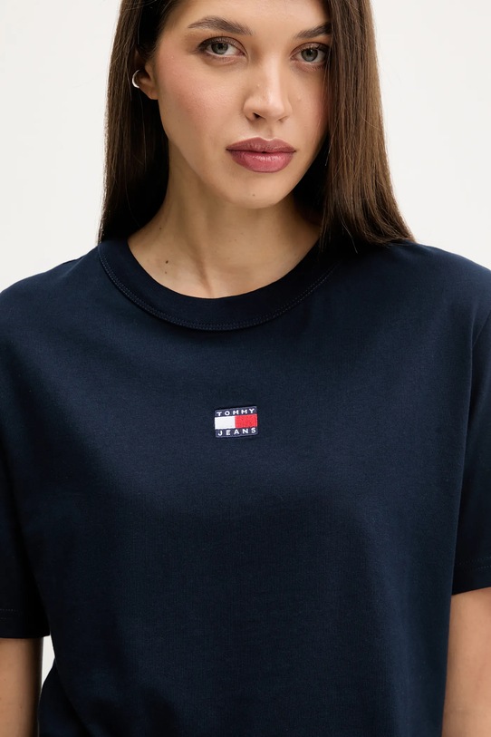 Βαμβακερό μπλουζάκι Tommy Jeans σκούρο μπλε DW0DW22202