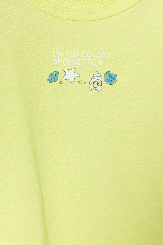 Девочка Детская хлопковая футболка United Colors of Benetton 3I1XA1067.W.Seasonal зелёный