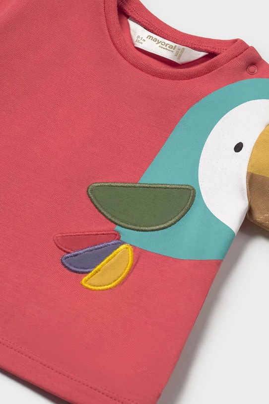 Chlapec Detské bavlnené tričko Mayoral Newborn 1037.1Q.Newborn.PPYH červená