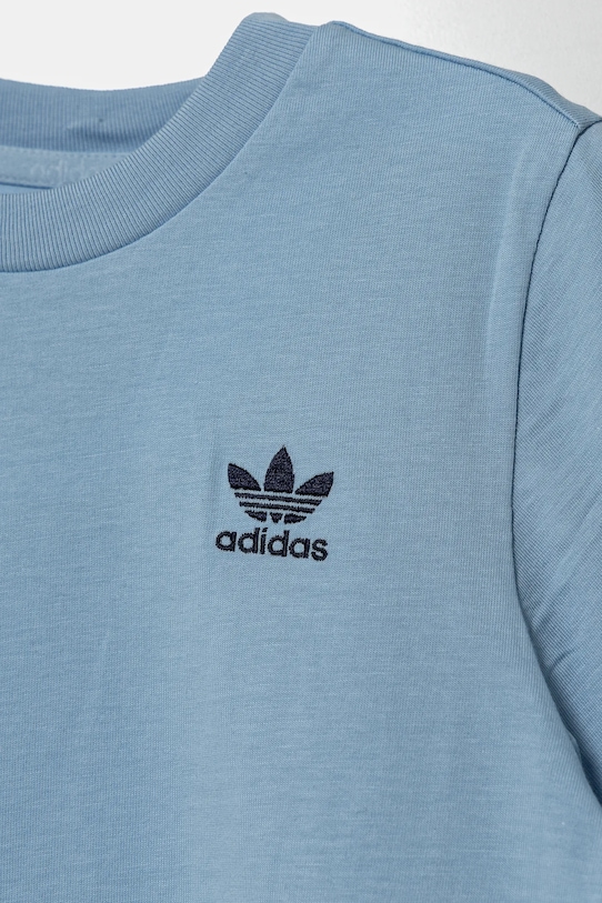 Дитяча бавовняна футболка adidas Originals блакитний JC8419