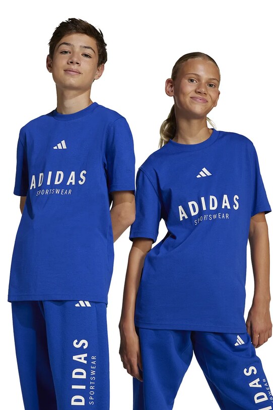 Παιδικό βαμβακερό μπλουζάκι adidas στάμπα μπλε JC7615