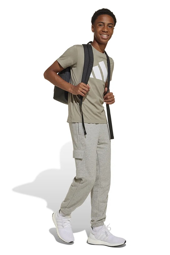 Детска памучна тениска adidas JE1387