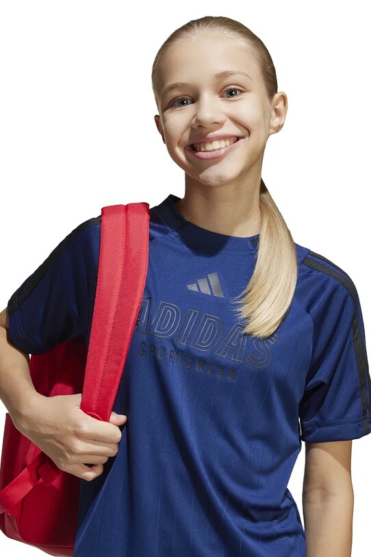 Детская футболка adidas JC8035
