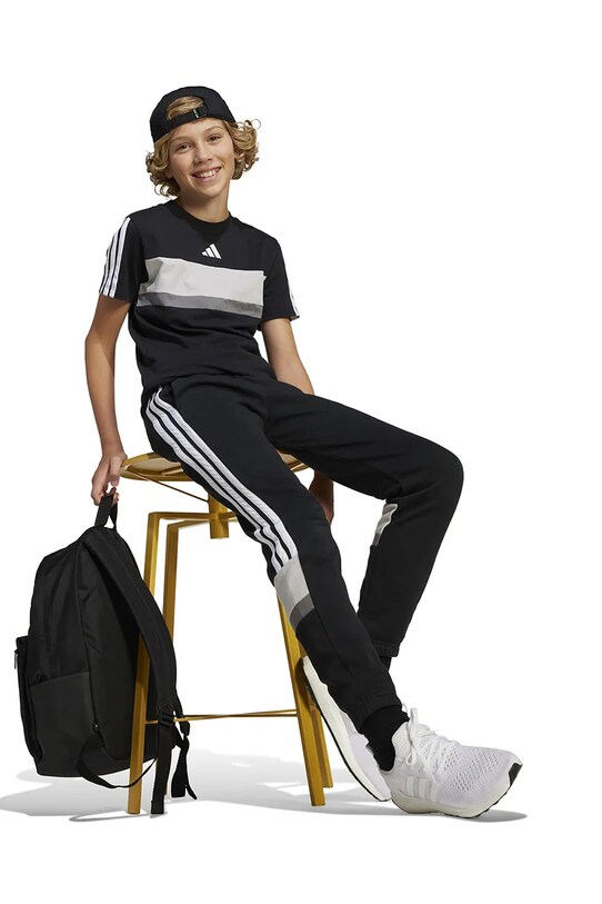 Detské bavlnené tričko adidas JC7468