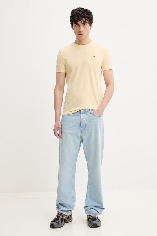 Tommy Jeans tricou DM0DM20363 galben SS25