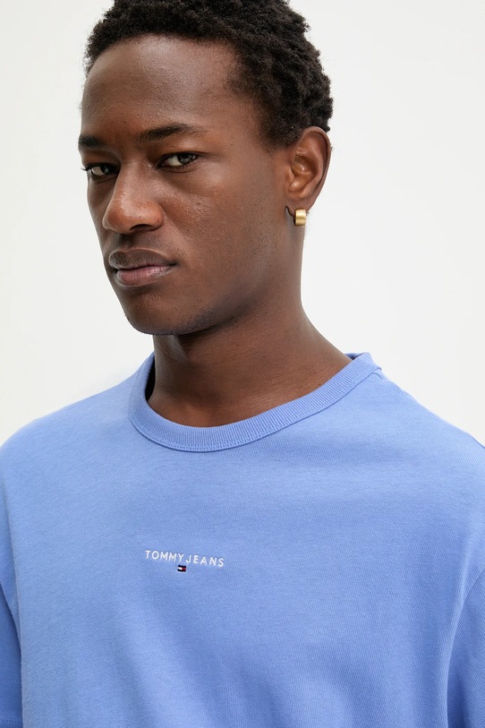 Pamučna majica Tommy Jeans ljubičasta DM0DM21110