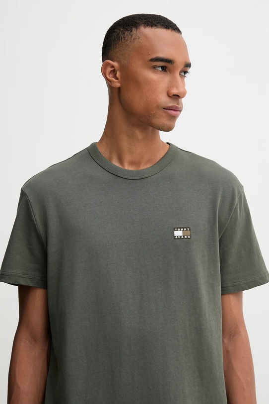 Bavlnené tričko Tommy Jeans zelená DM0DM20322