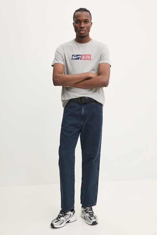 Tommy Jeans t-shirt bawełniany DM0DM20365 szary SS25