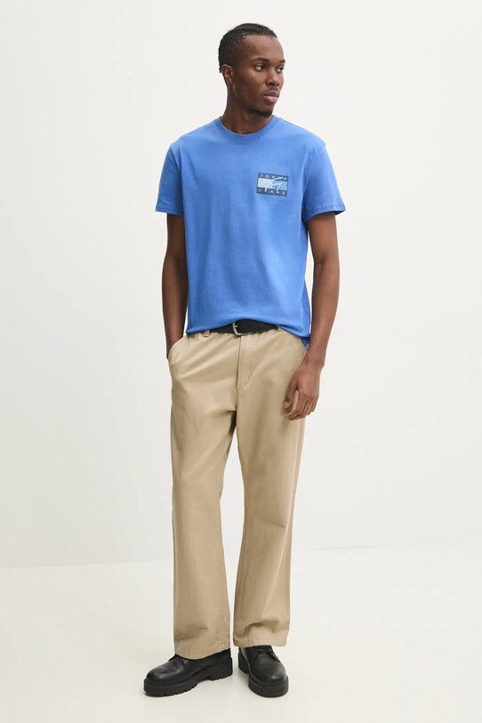 Хлопковая футболка Tommy Jeans DM0DM21108 фиолетовой SS25