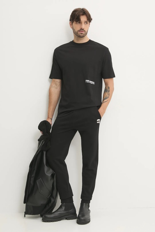 Бавовняна футболка Karl Lagerfeld 551230.755192 чорний SS25
