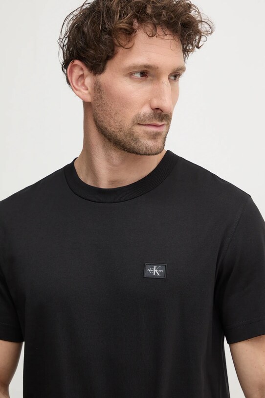 Футболка Calvin Klein Jeans чорний J30J327100