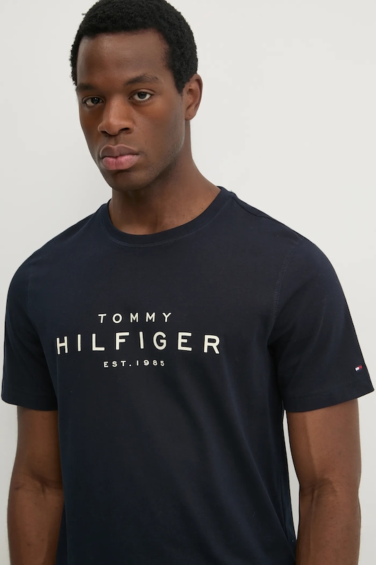 Bavlnené tričko Tommy Hilfiger potlač tmavomodrá MW0MW37448