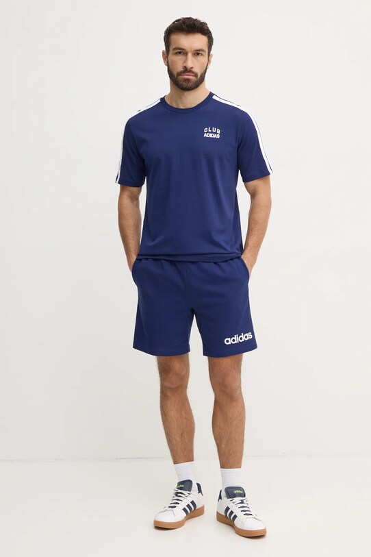 Бавовняна футболка adidas M C COLLE Collegiate JJ1608 темно-синій SS25