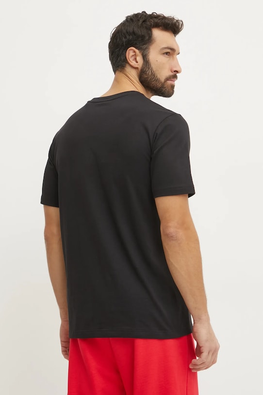 Одежда Хлопковая футболка adidas M C HOT CB T JI6783 чёрный