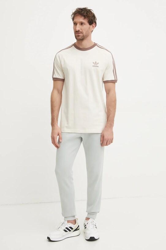 Бавовняна футболка adidas Originals 3-Stripes JN7020 бежевий SS25