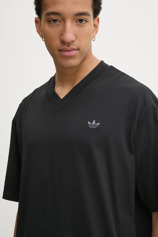 Хлопковая футболка adidas Originals FRONT ST TEE чёрный JD2301