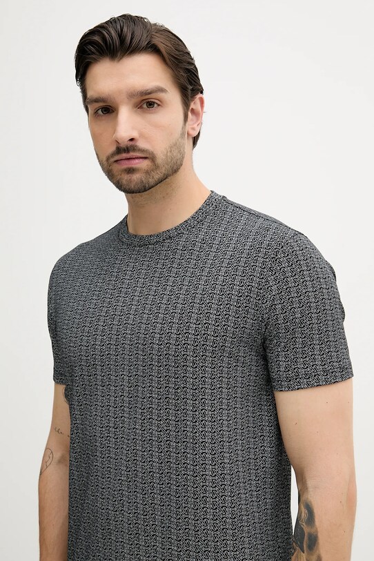 Хлопковая футболка Armani Exchange чёрный XM000561.AF10356