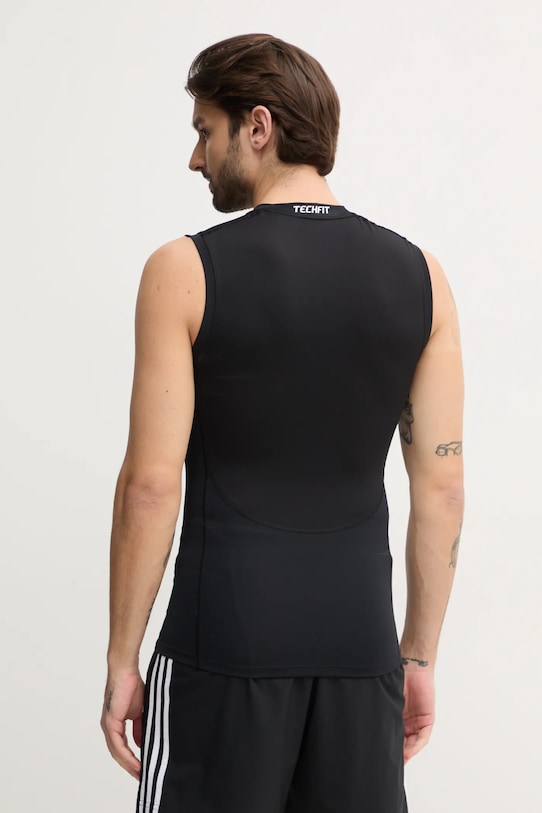 Одяг Тренувальна футболка adidas Performance Techfit JE6694 чорний