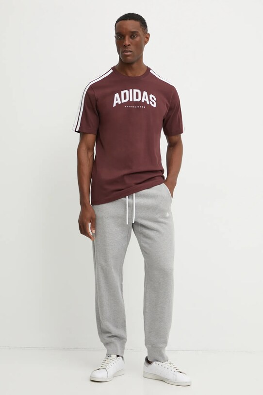 Памучна тениска adidas M C COLLE Collegiate JM0380 бордо SS25