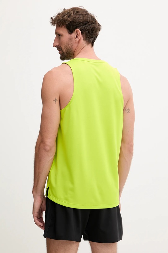 Odzież Asics t-shirt do biegania Core 2011D223 zielony