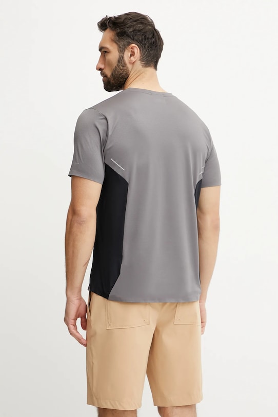 Одежда Спортивная футболка Columbia Three Pitch 2114753 серый