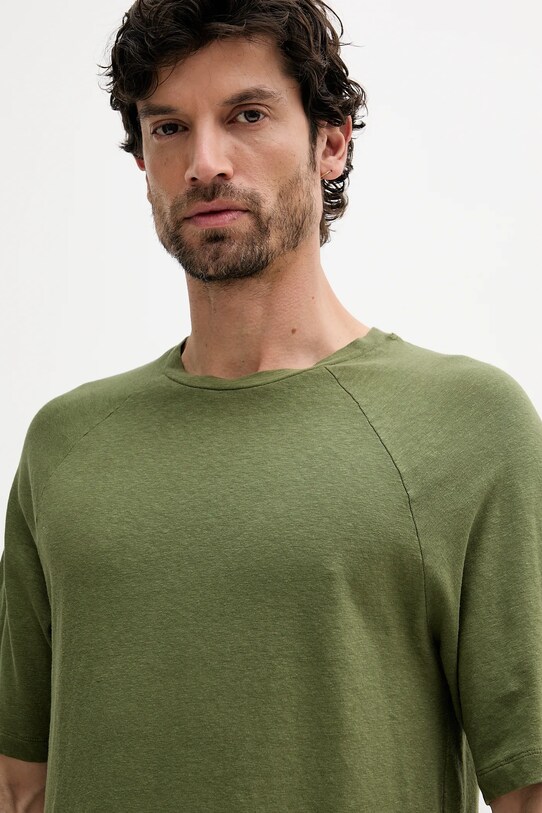 United Colors of Benetton tricou de in verde 3UTFU10A5