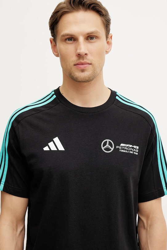 Памучна тениска adidas x Mercedes черен JV5425