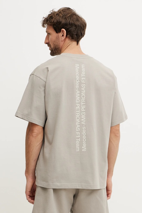 Одежда Хлопковая футболка adidas x Mercedes JW3088 бежевый