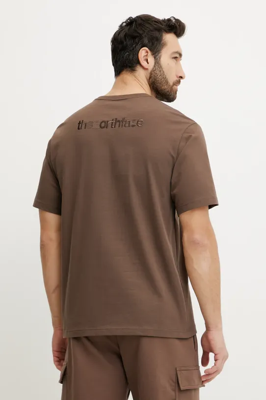 Abbigliamento The North Face t-shirt in cotone Relaxed NF0A8C351OI1 marrone