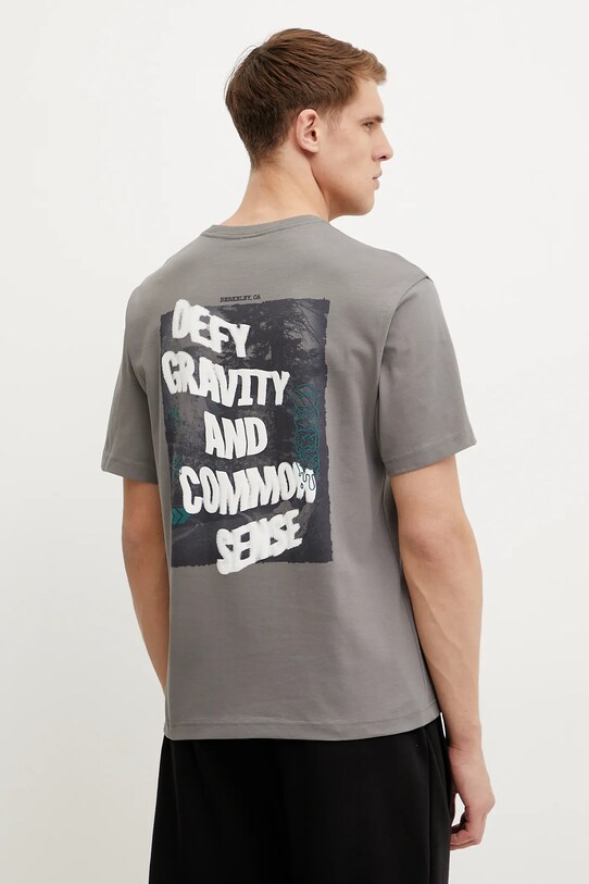 Îmbrăcăminte The North Face tricou din bumbac Heritage Graphic Relaxed NF0A8C3Q0UZ1 gri