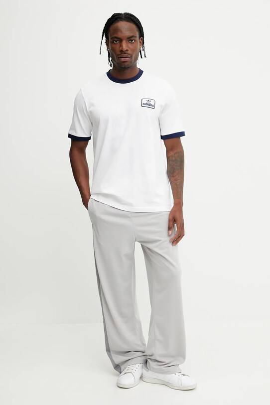 adidas Originals tricou din bumbac Contrast Tee JC8384 alb SS25