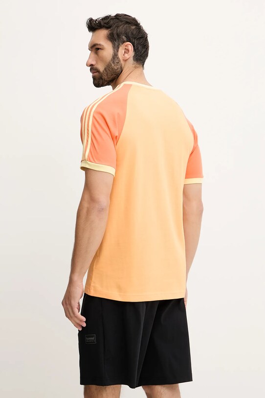 Odzież adidas Originals t-shirt bawełniany Cali Tee KC4959 pomarańczowy