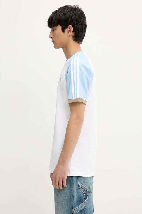 adidas Originals tricou din bumbac Cali Tee KC4960 alb SS25