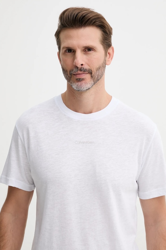 Μπλουζάκι με λινό μείγμα Calvin Klein λευκό KM0KM01138