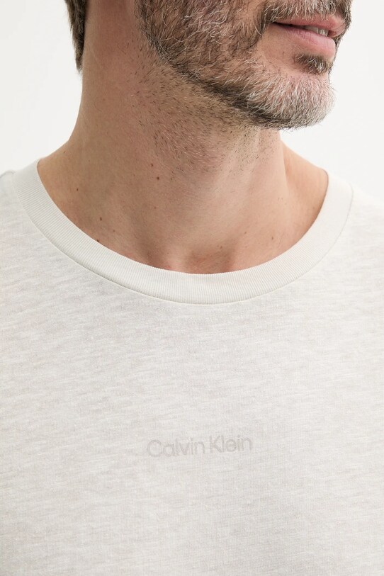 Calvin Klein póló vászonkeverékből KM0KM01138 bézs