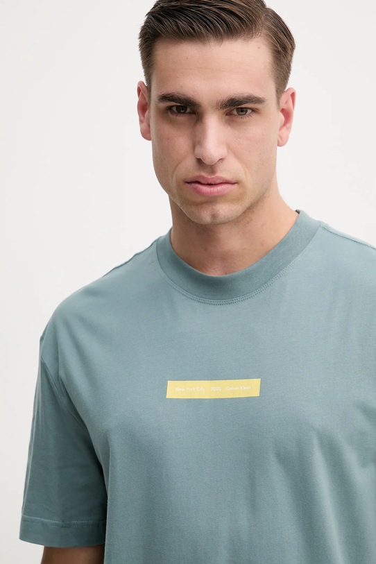 Ruházat Calvin Klein Jeans pamut póló J30J327524 zöld