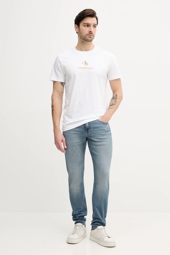 Βαμβακερό μπλουζάκι Calvin Klein Jeans J30J327469 λευκό SS25