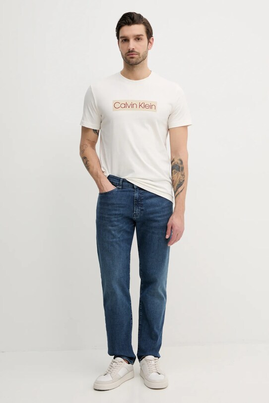 Хлопковая футболка Calvin Klein Jeans J30J327472 бежевый SS25