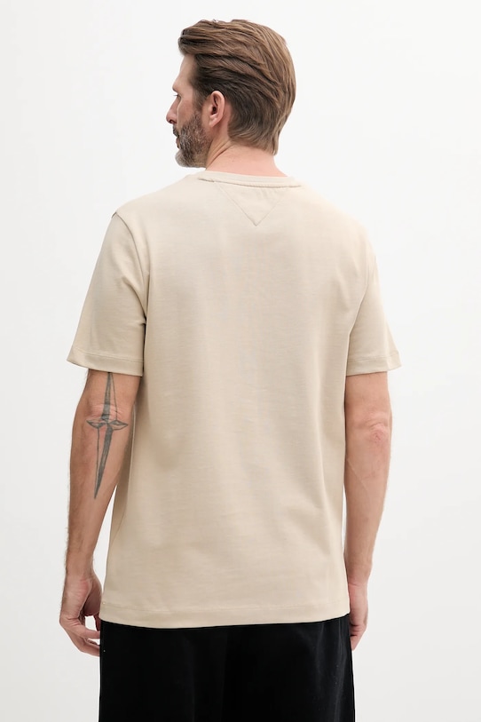 Бавовняна футболка Tommy Hilfiger MW0MW39256 бежевий SS25