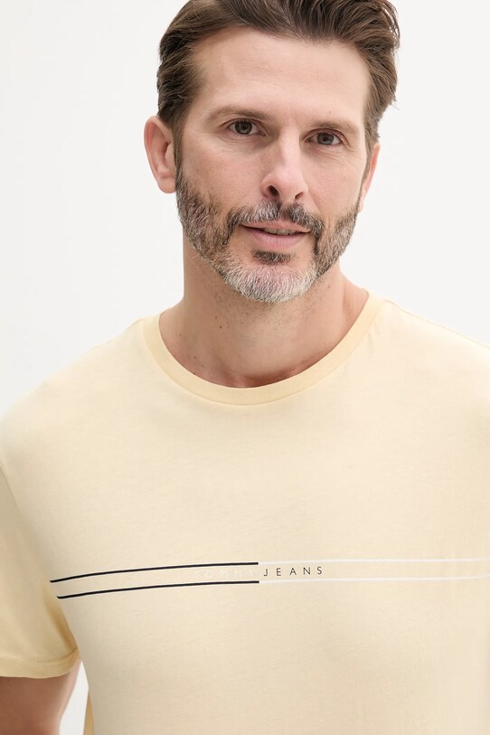 Odzież Tommy Jeans t-shirt DM0DM20779 żółty