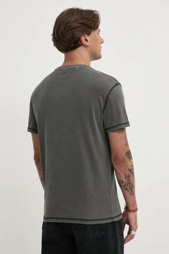 Ρούχα Βαμβακερό μπλουζάκι Tommy Jeans DM0DM20787 γκρί