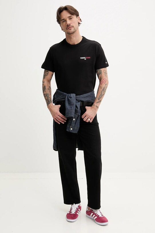 Tommy Jeans tricou din bumbac DM0DM20815 negru SS25