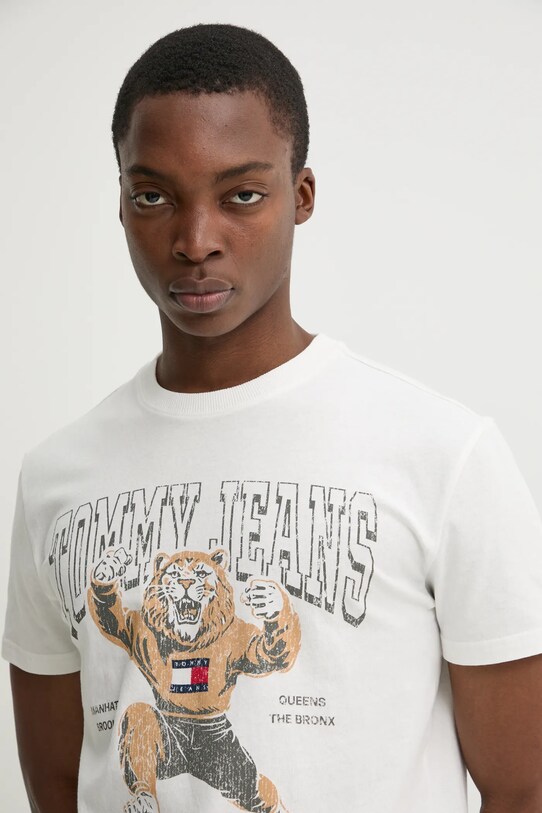 Tommy Jeans t-shirt bianco DM0DM20818