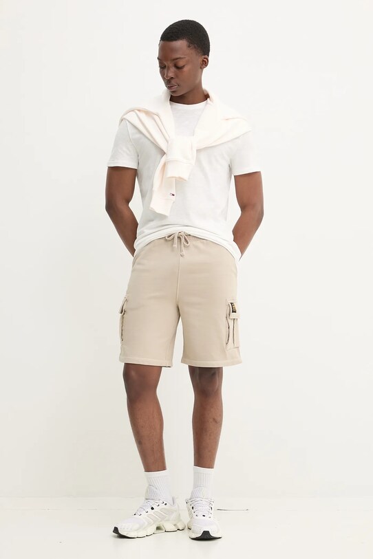 Бавовняна футболка Tommy Jeans DM0DM21303 білий SS25
