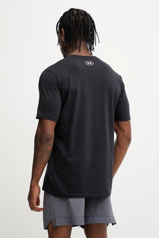 Odzież Under Armour t-shirt treningowy 1390203 czarny