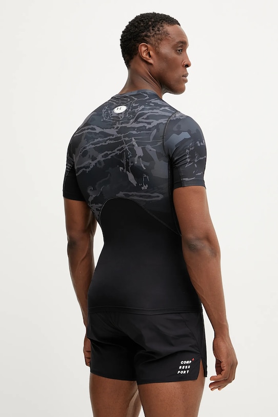 Majica kratkih rukava za trening Under Armour 1383321 crna SS25